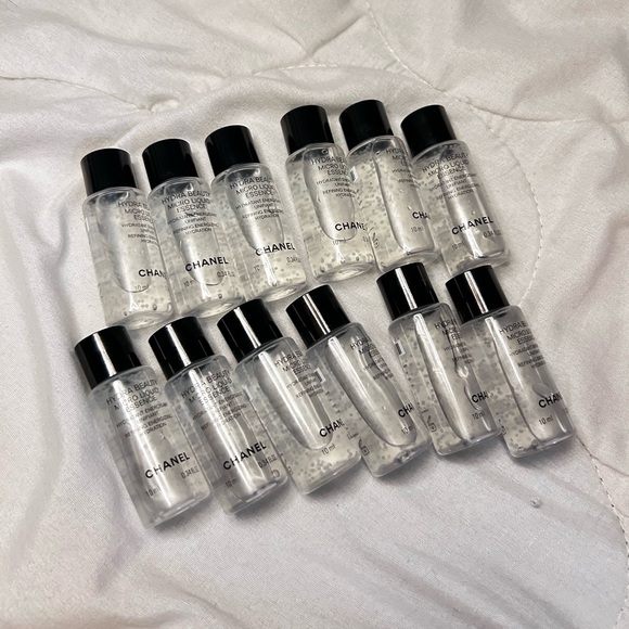 Chanel hydra beauty Micro liquid essence. 12 pc